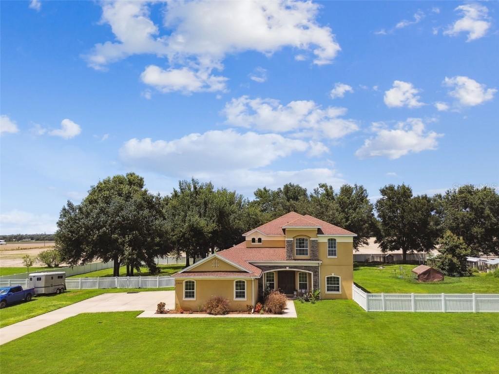 3420 Punkin Patch Ln., Dover, FL 33527