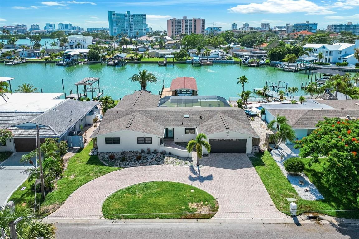 74 Windward Island, Clearwater Beach, FL 33767