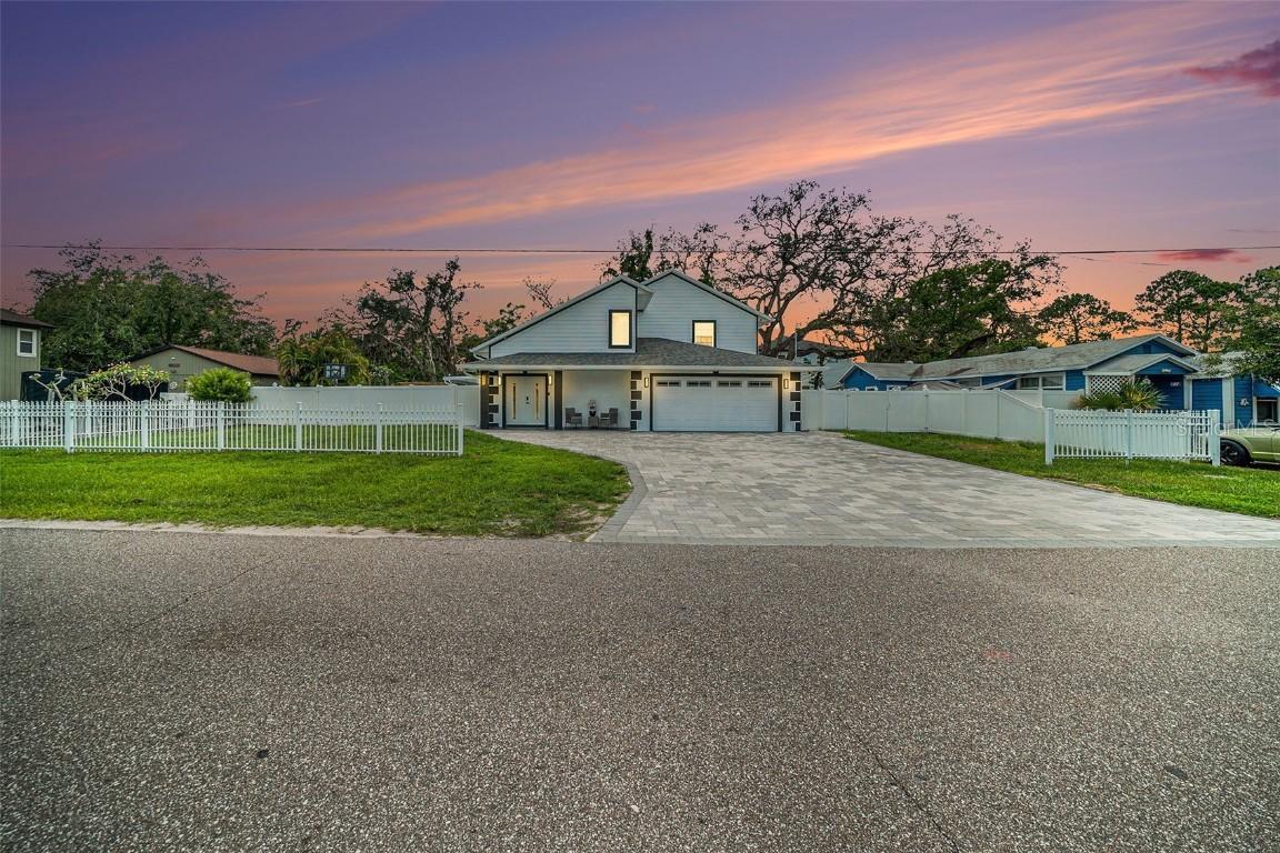 8502 May St., Tampa, FL 33614