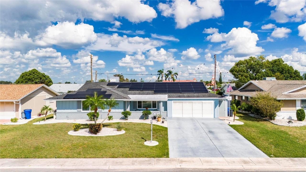 1743 Council Dr., Sun City Center, FL 33573