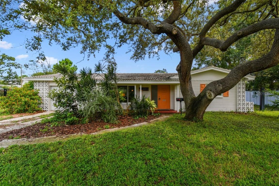 2055 Pinellas Point Dr., St Petersburg, FL 33712
