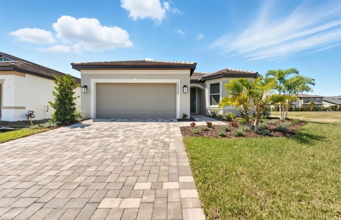 10329 Spruce River Way, Parrish, FL 34219
