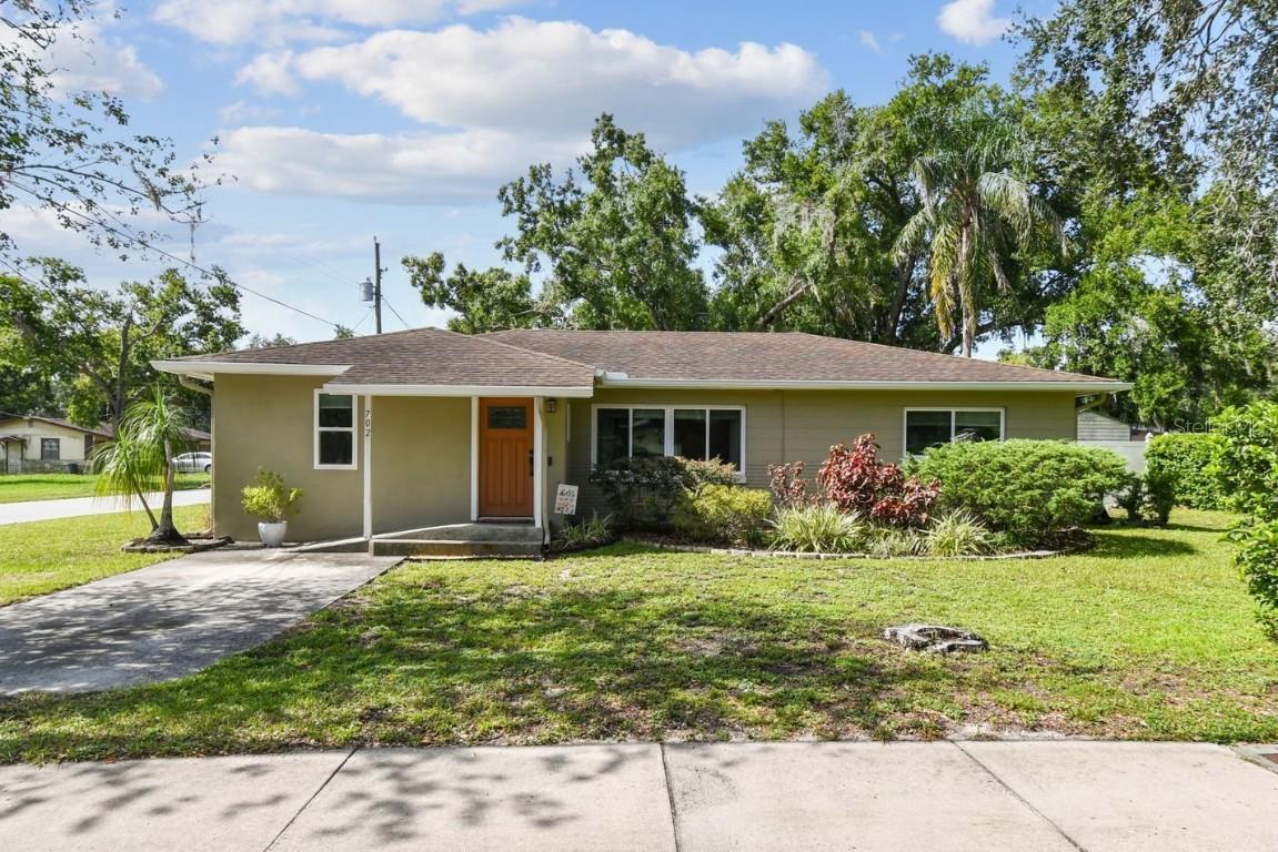 702 W Country Club Dr., Tampa, FL 33612