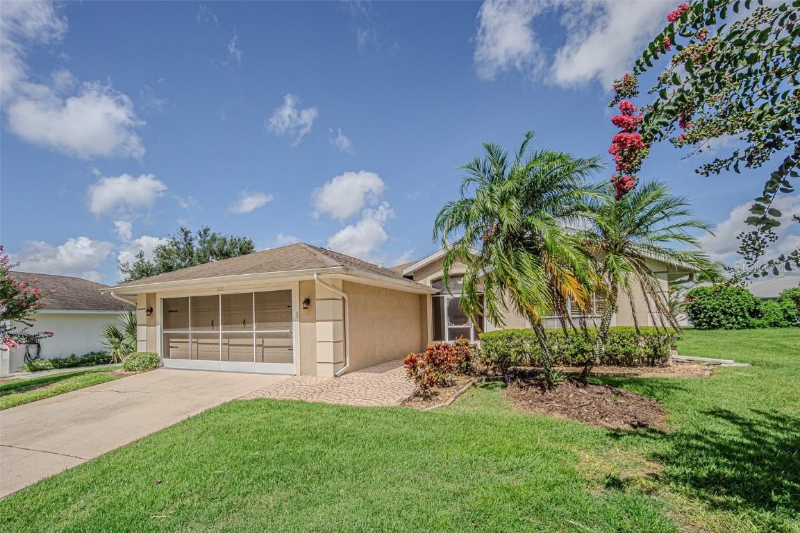 11027 Dormie Dr., San Antonio, FL 33576