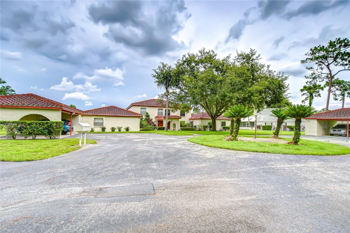 5352 S Saddlebrook Way #4, Wesley Chapel, FL 33543