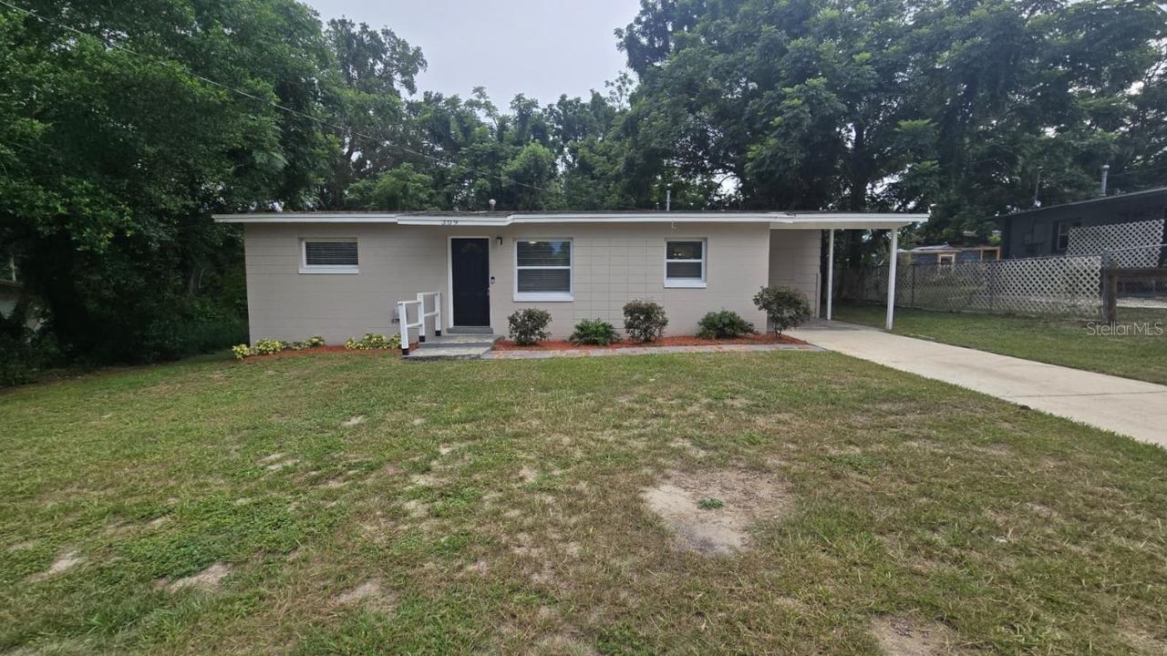 309 Areca St., Fruitland Park, FL 34731