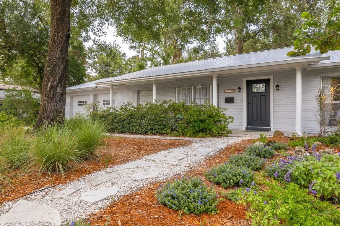 8024 W Hiawatha St., Tampa, FL 33615