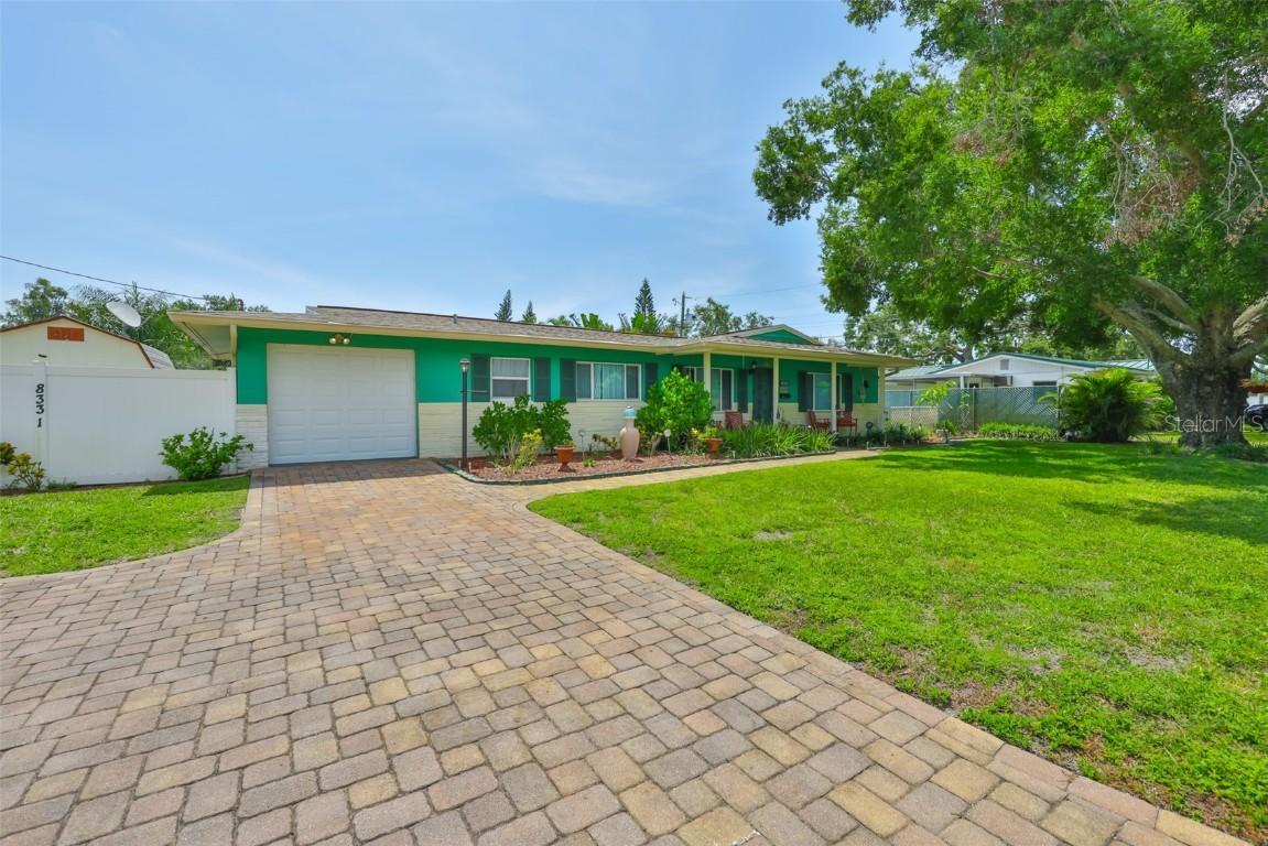 8331 14th Way, St Petersburg, FL 33702