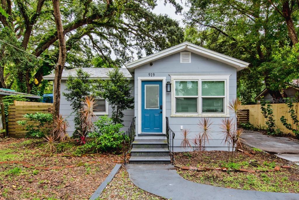 919 E Flora St., Tampa, FL 33604
