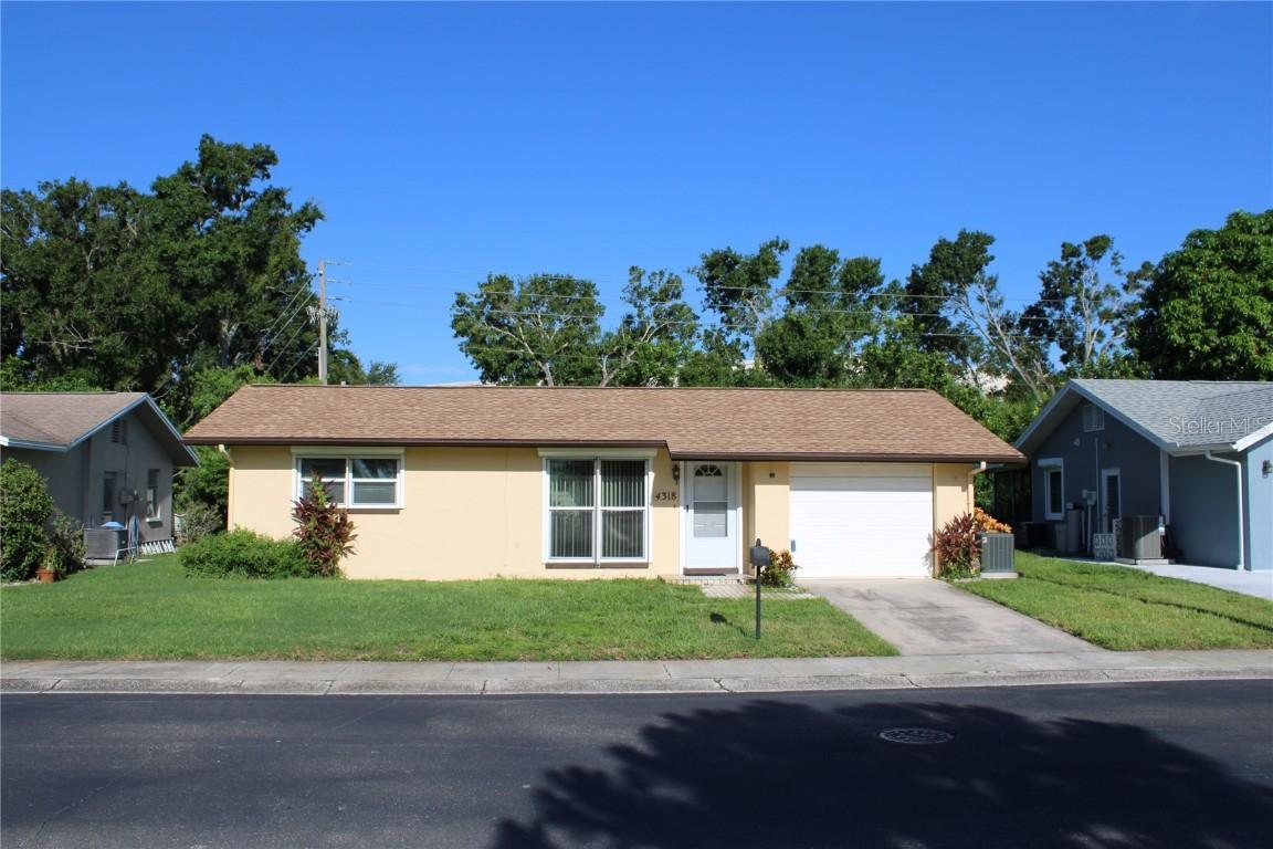 4318 Great Lakes Dr., Clearwater, FL 33762