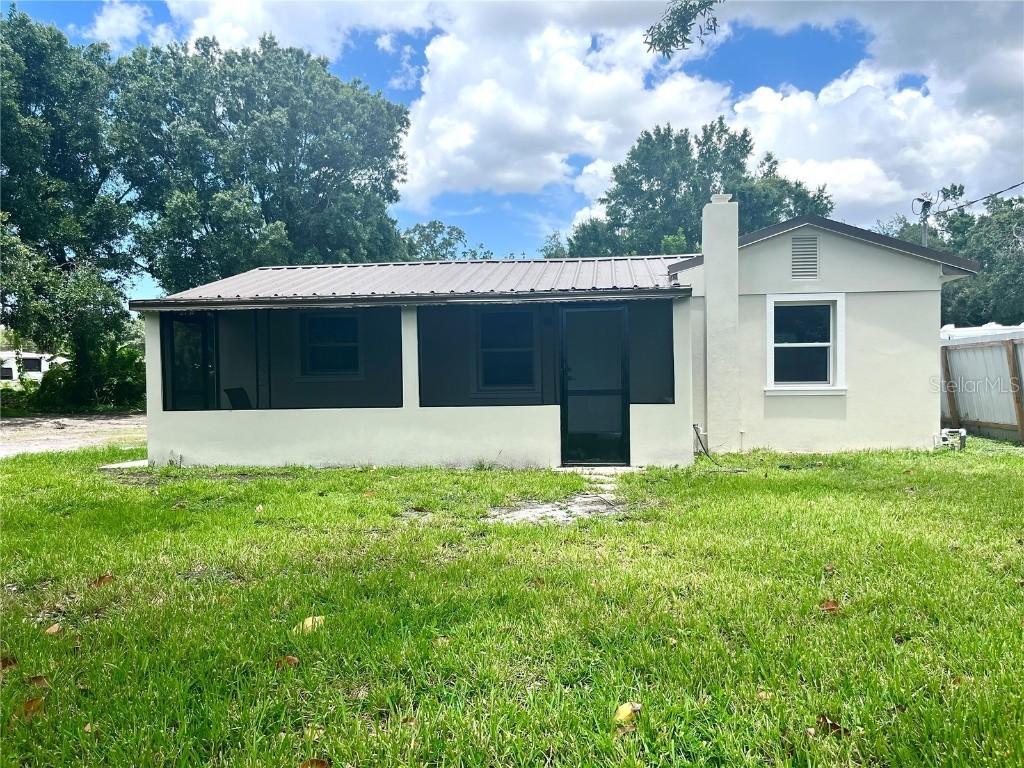 6110 Nundy Ave., Gibsonton, FL 33534