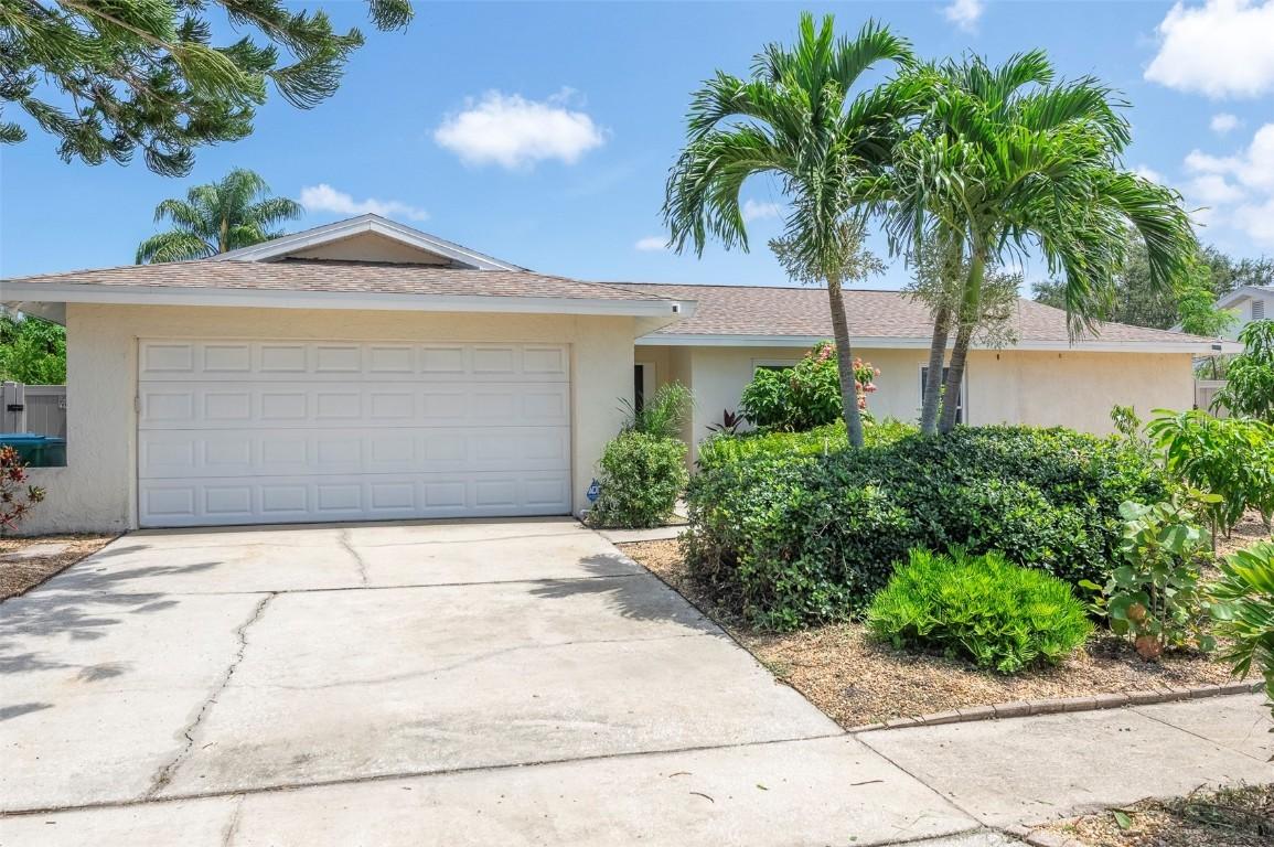 12377 91st Ave., Seminole, FL 33772