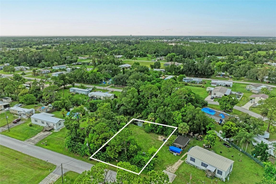 15456 Mapletree Dr., Punta Gorda, FL 33955
