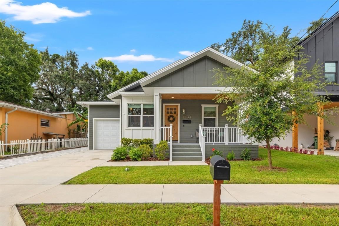 1003 E Robson St., Tampa, FL 33604