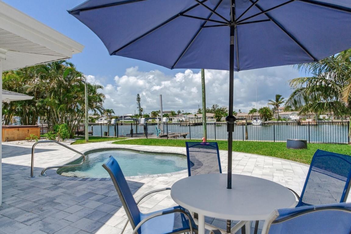 12250 7th St., Treasure Island, FL 33706