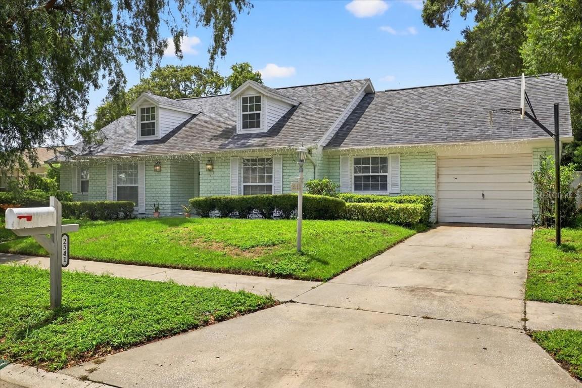 2541 Lake Ellen Cir., Tampa, FL 33618
