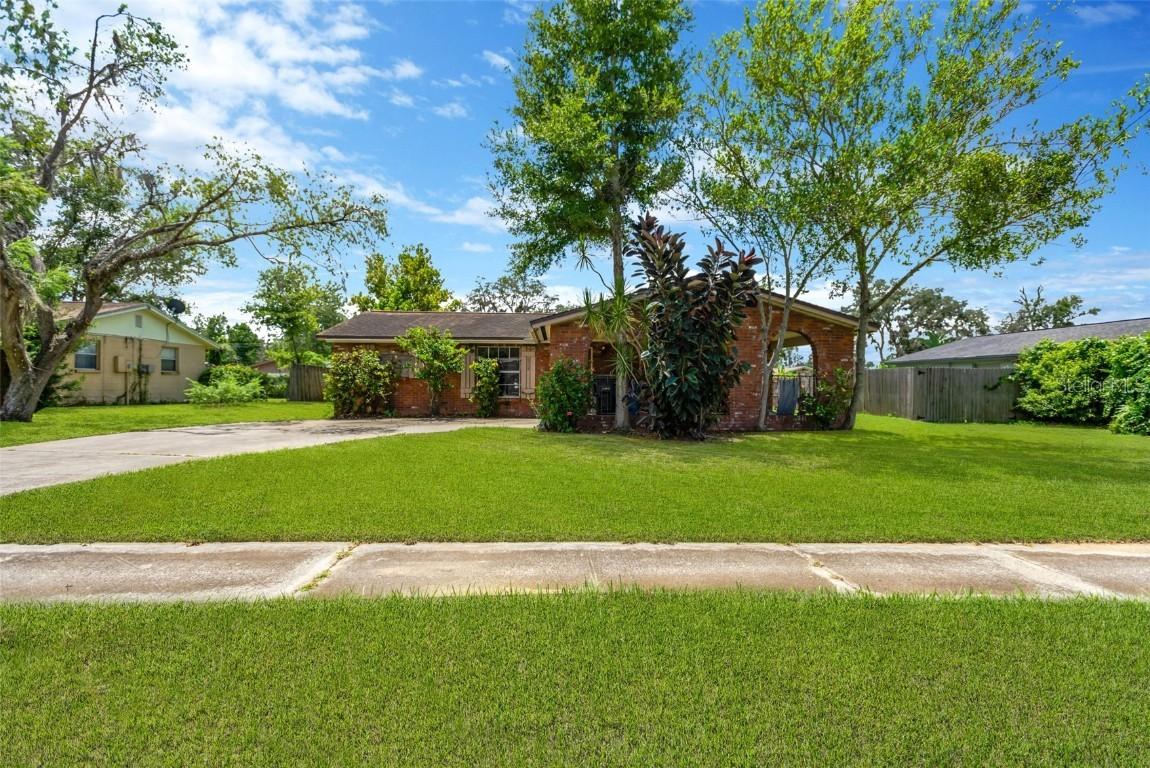 804 Walnut Dr., Seffner, FL 33584