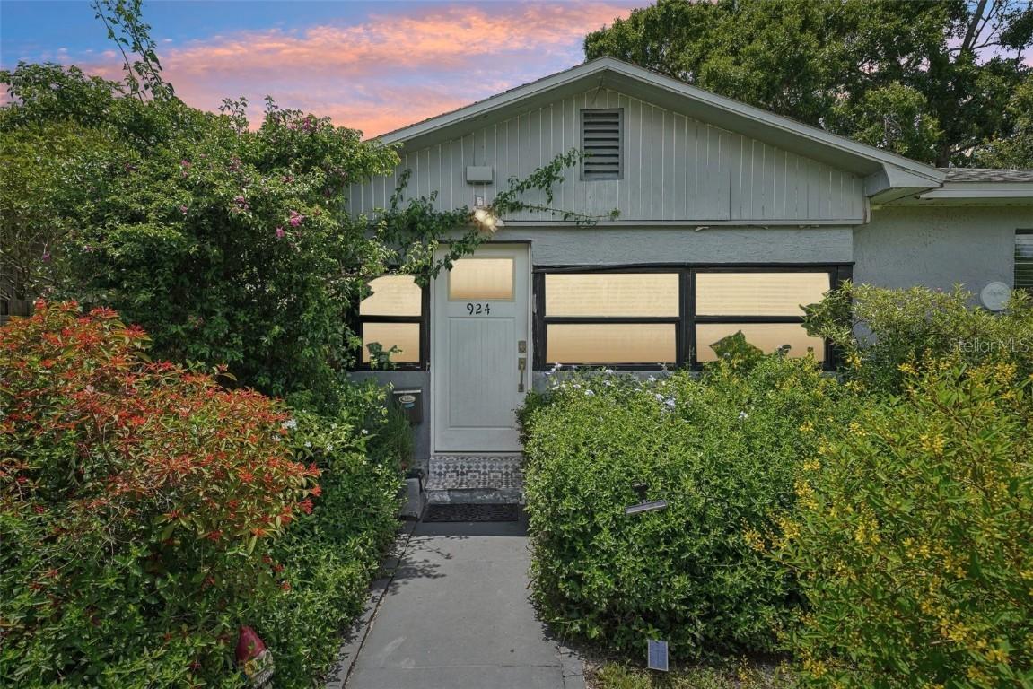 924 32nd St., St Petersburg, FL 33713
