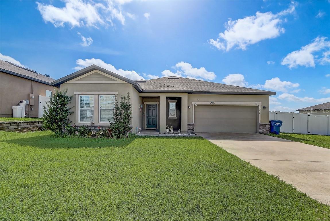 15610 Merlin Ave., Mascotte, FL 34753