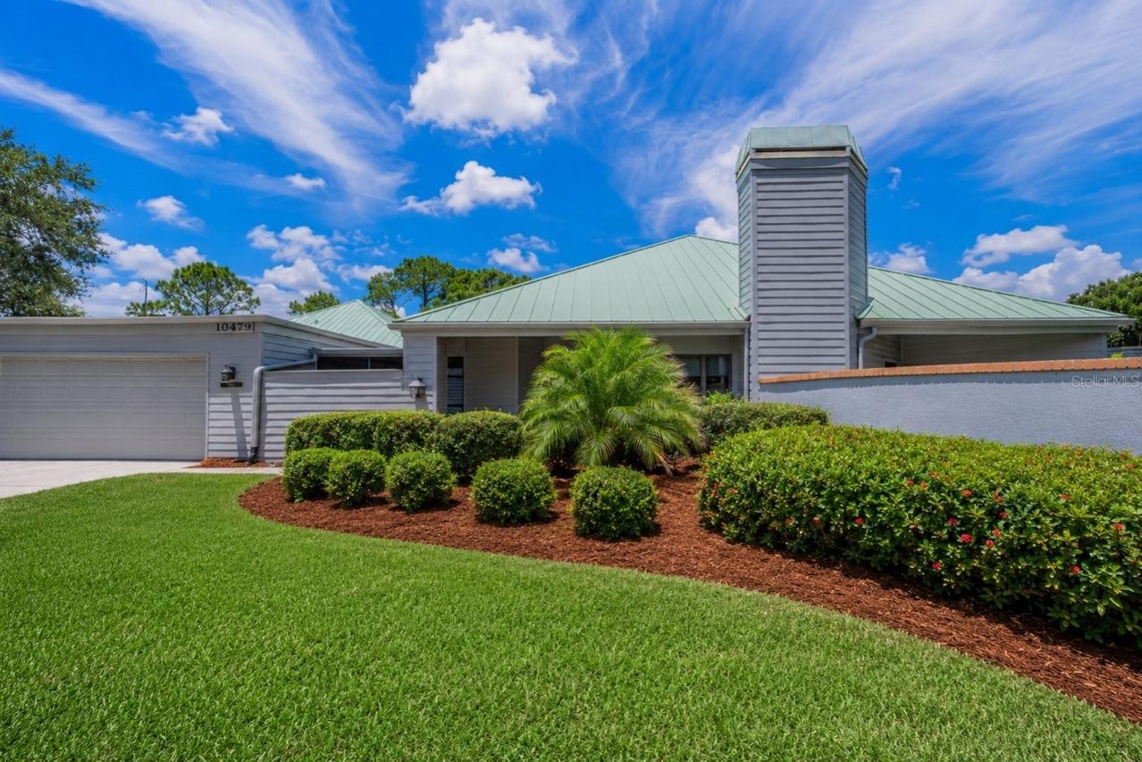 10479 Longwood Dr., Seminole, FL 33777