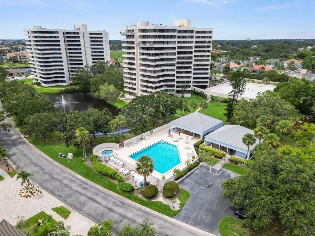 5950 Pelican Bay Plz. #605, St Petersburg, FL 33707