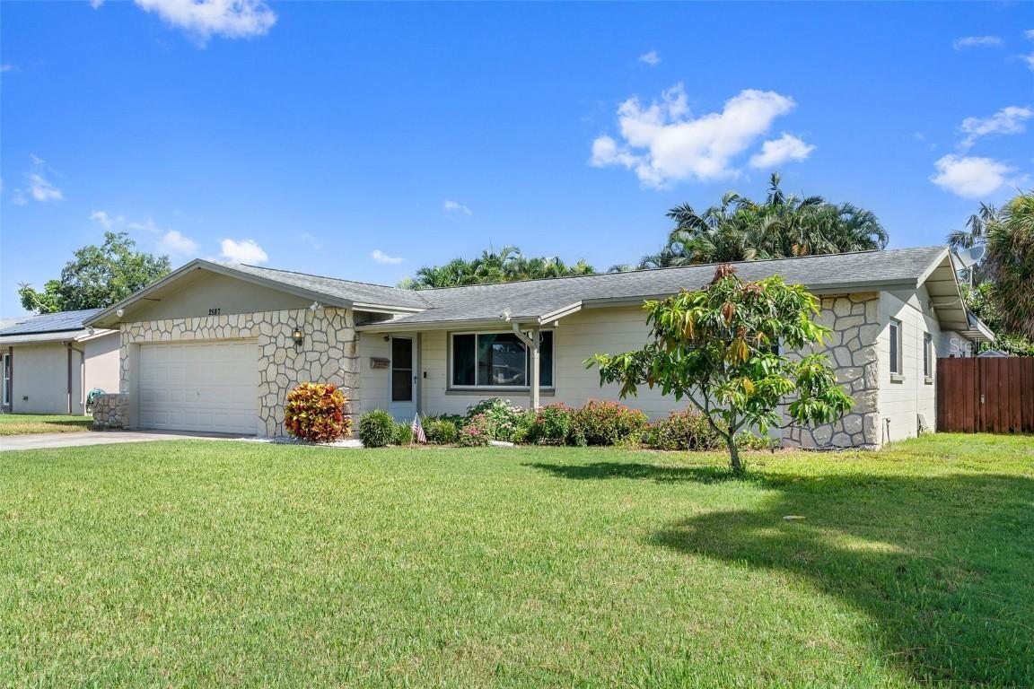 2587 60th Ave., St Petersburg, FL 33712