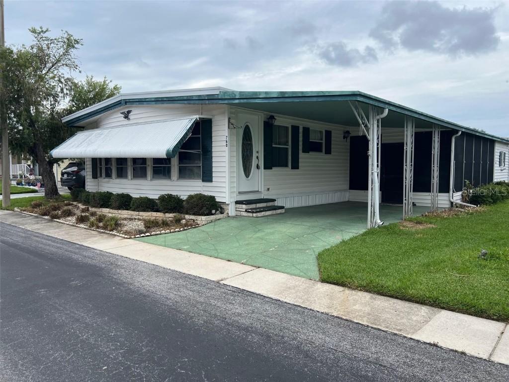 760 Royal Palm Cir., Largo, FL 33778