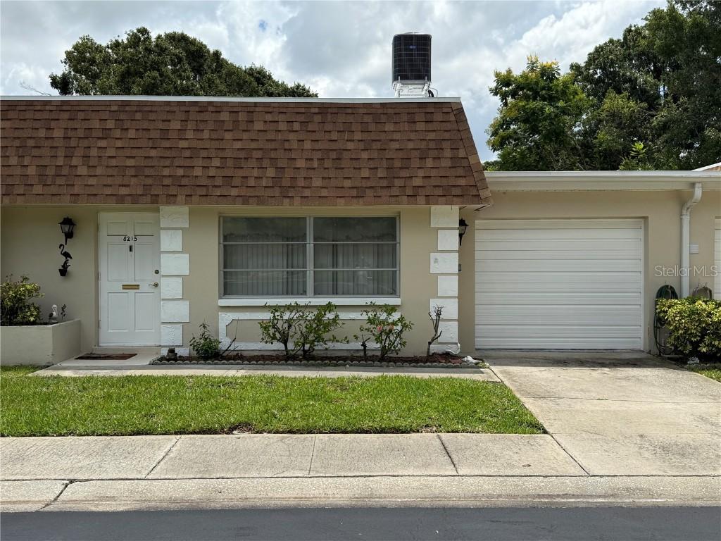 8215 Burgundy Dr., Pinellas Park, FL 33781