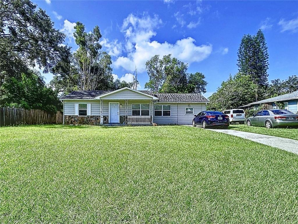 1271 Nicholson St., Clearwater, FL 33755