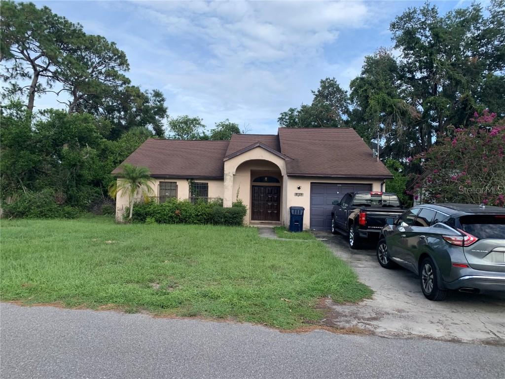 8315 N Temple Pl., Tampa, FL 33617