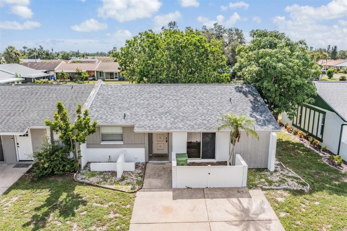 3913 42nd St., Bradenton, FL 34205