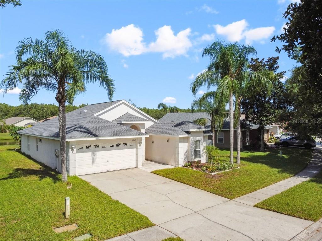 19521 Morden Blush Dr., Lutz, FL 33558