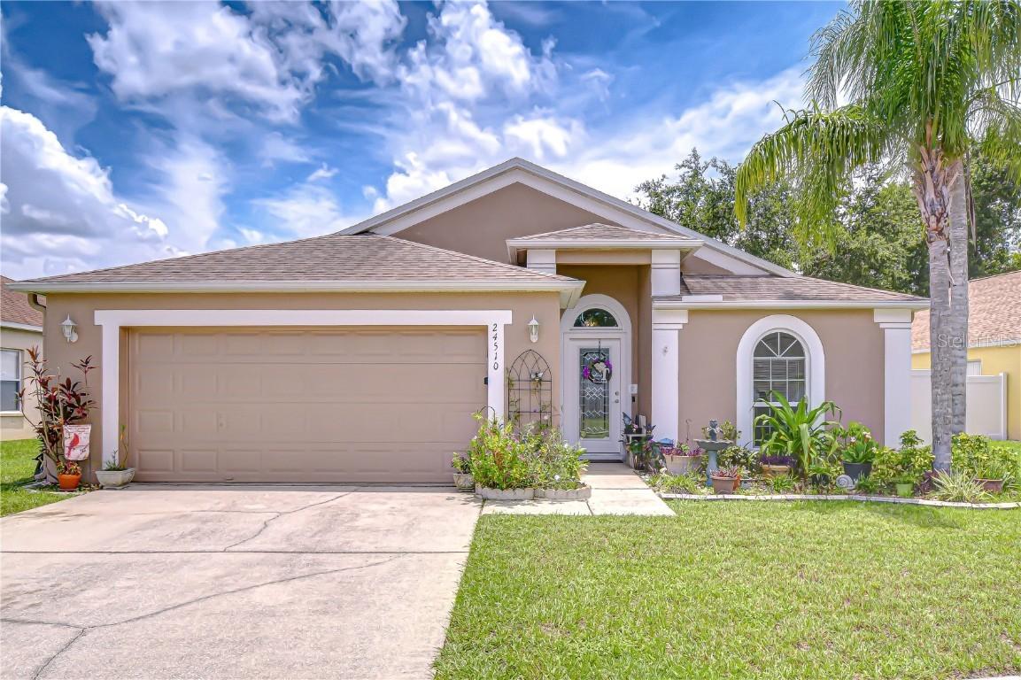24510 Landing Dr., Lutz, FL 33559