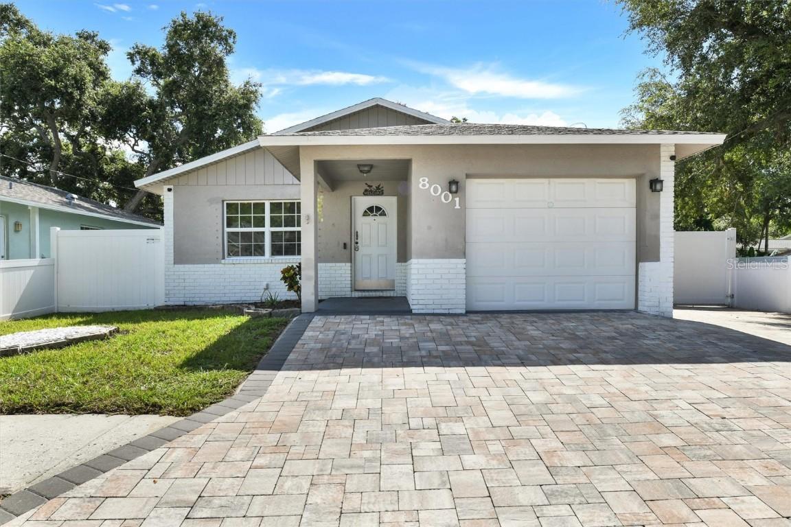 8001 52nd Way, Pinellas Park, FL 33781