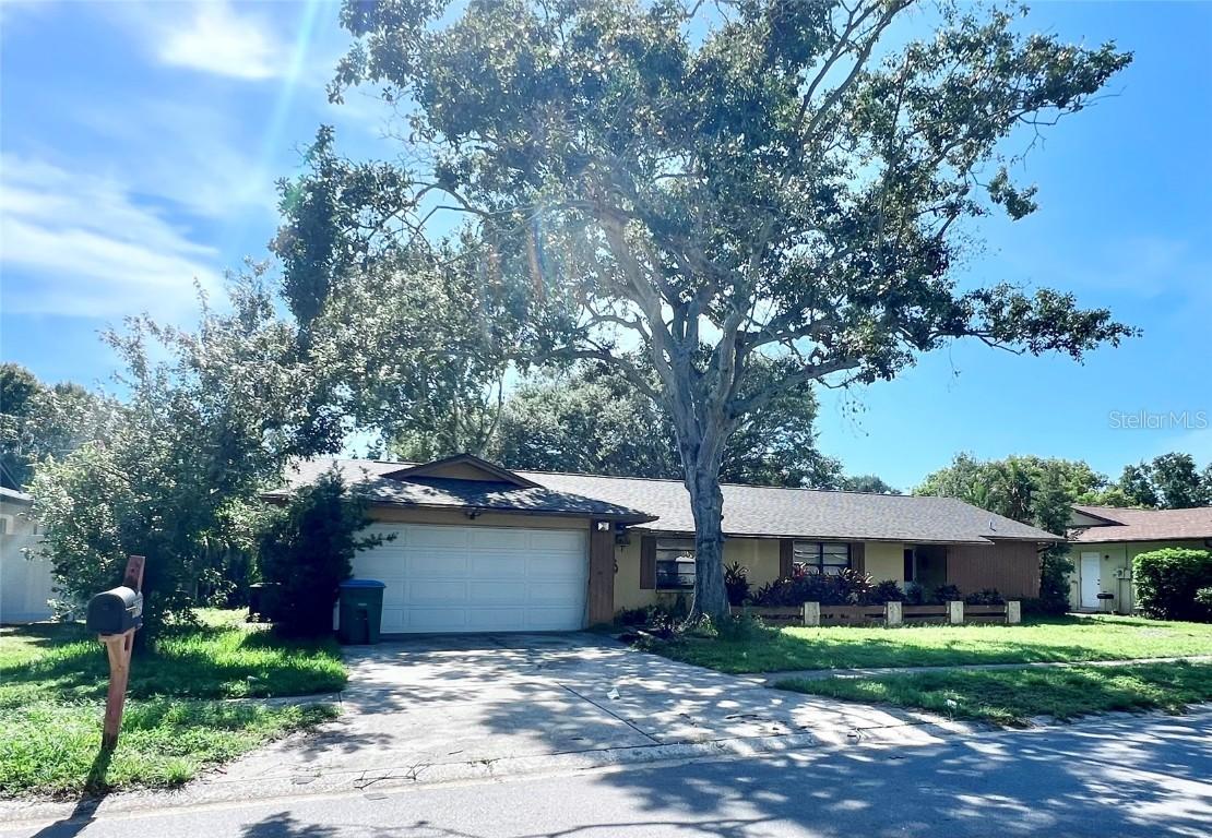 1689 Monterey Dr., Clearwater, FL 33756