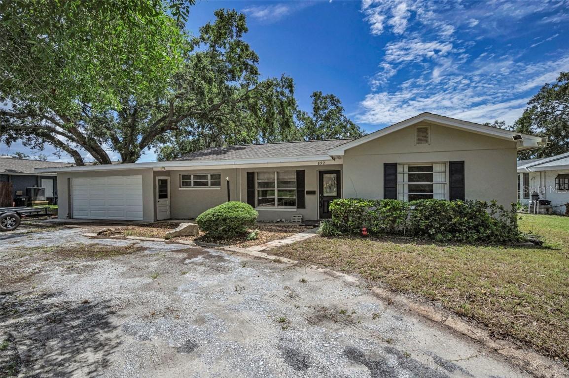 892 Seminole Blvd., Tarpon Springs, FL 34689