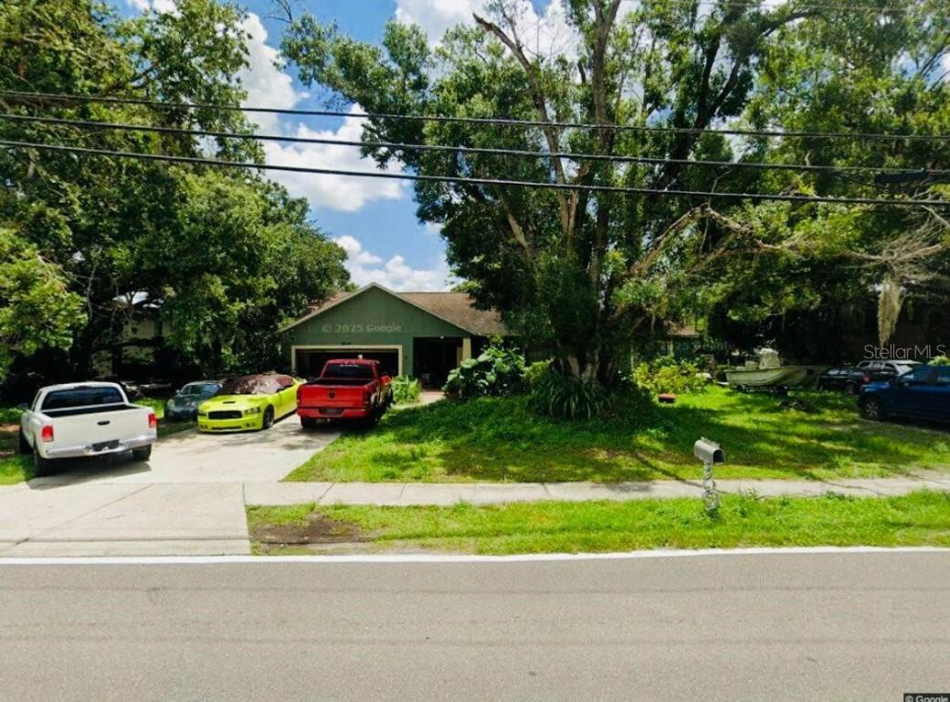 8417 N Manhattan Ave., Tampa, FL 33614
