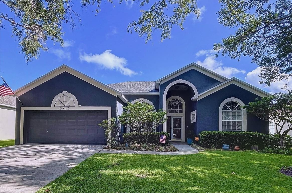 6712 Brighton Park Dr., Apollo Beach, FL 33572