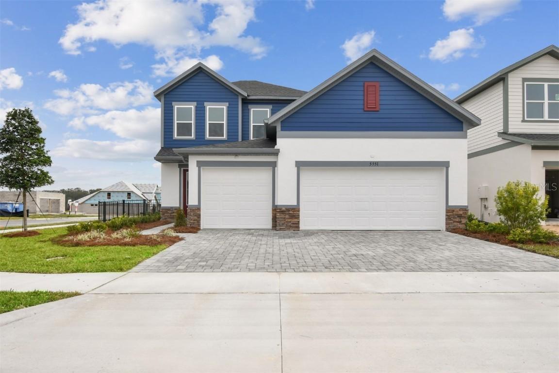 5951 Bristle Oak St., Mount Dora, FL 32757