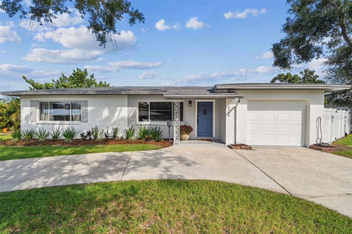 2700 52nd Way, St Petersburg, FL 33710