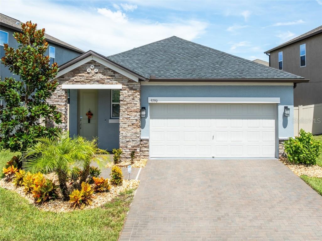 9790 Coneflower Ct., Land O Lakes, FL 34637