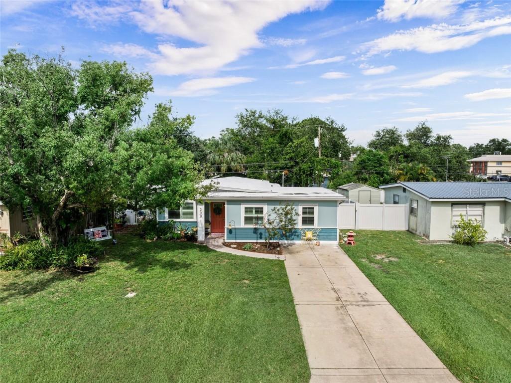 209 Emerald Lane, Largo, FL 33771