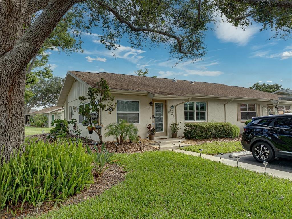 322 Gloucester Blvd., Sun City Center, FL 33573