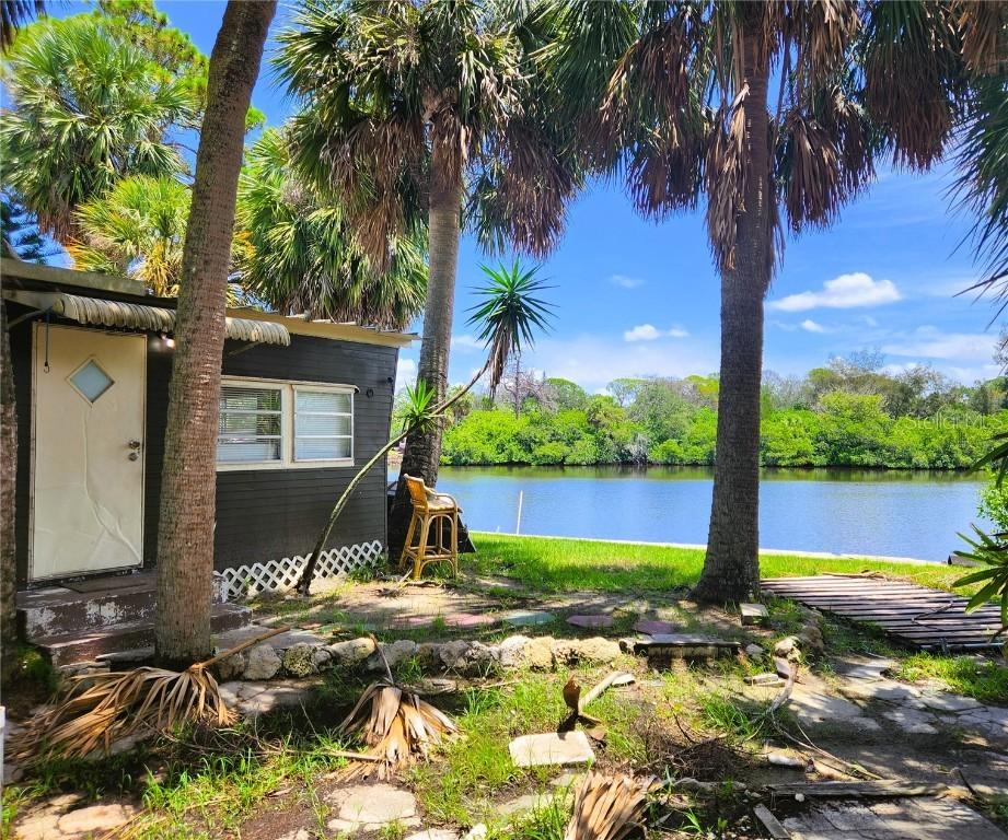 6977 Edgewater Dr., New Port Richey, FL 34652