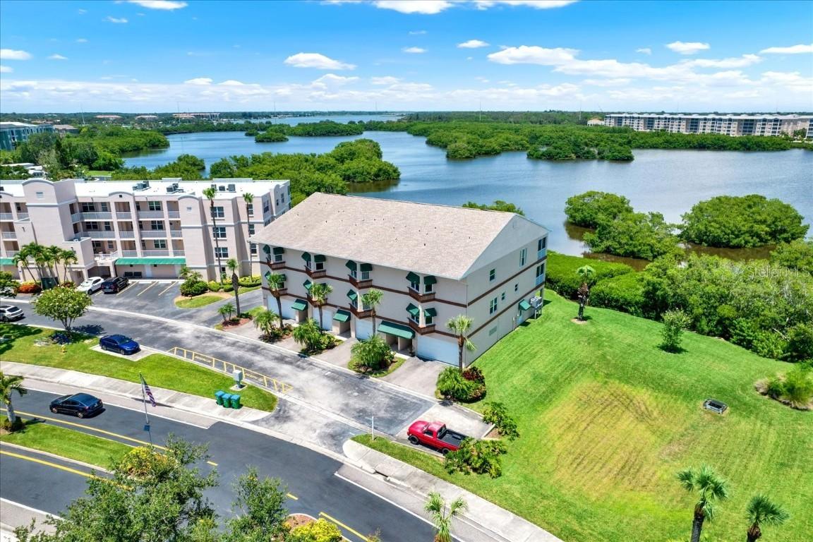 6565 99th Way #21D, Seminole, FL 33708
