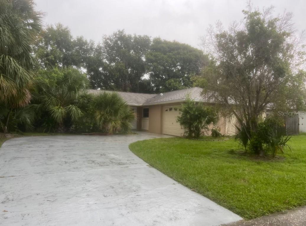 [Address Hidden by Seller], Tarpon Springs, FL 34689
