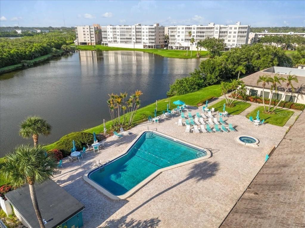 10037 62nd Ter. #21, St Petersburg, FL 33708