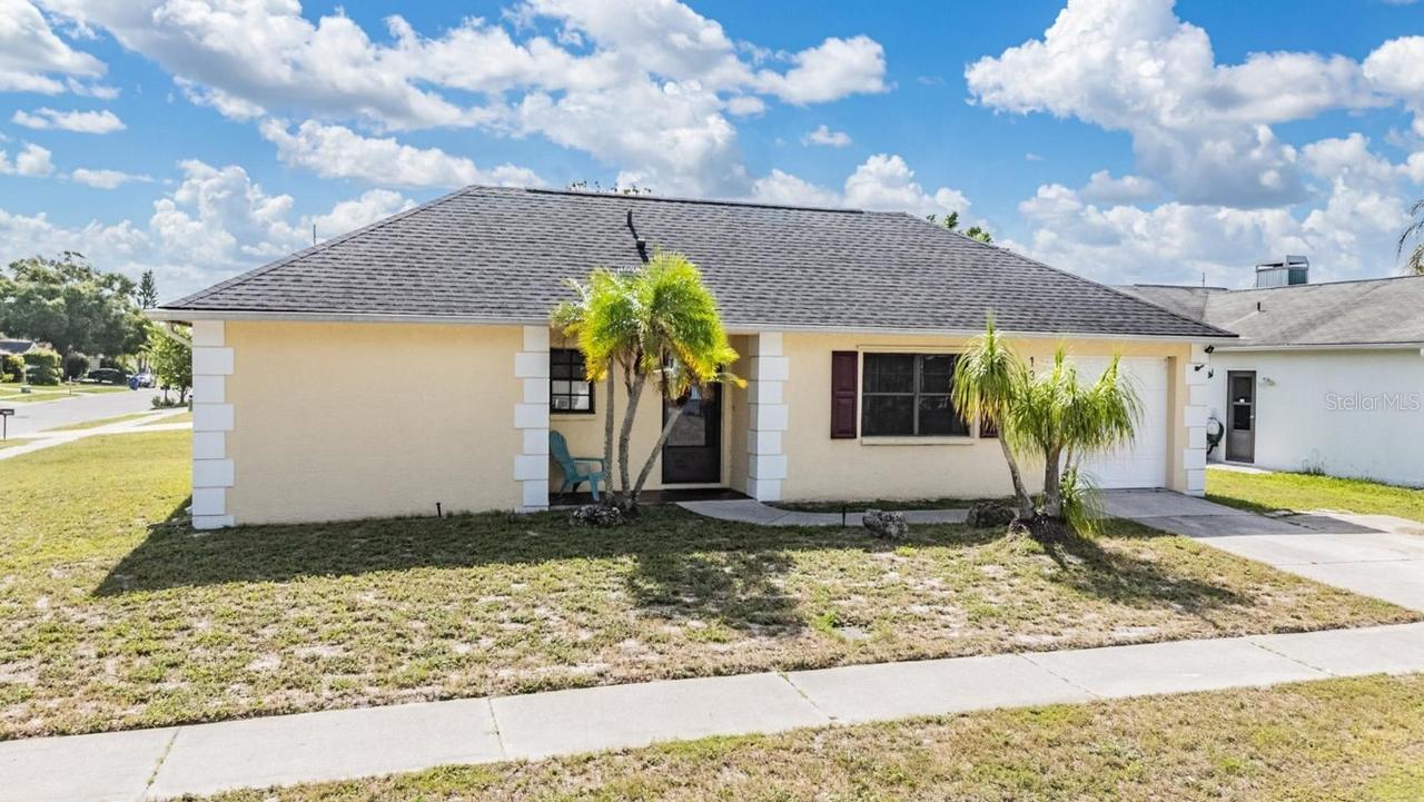 1338 Persimmon Dr., Holiday, FL 34691
