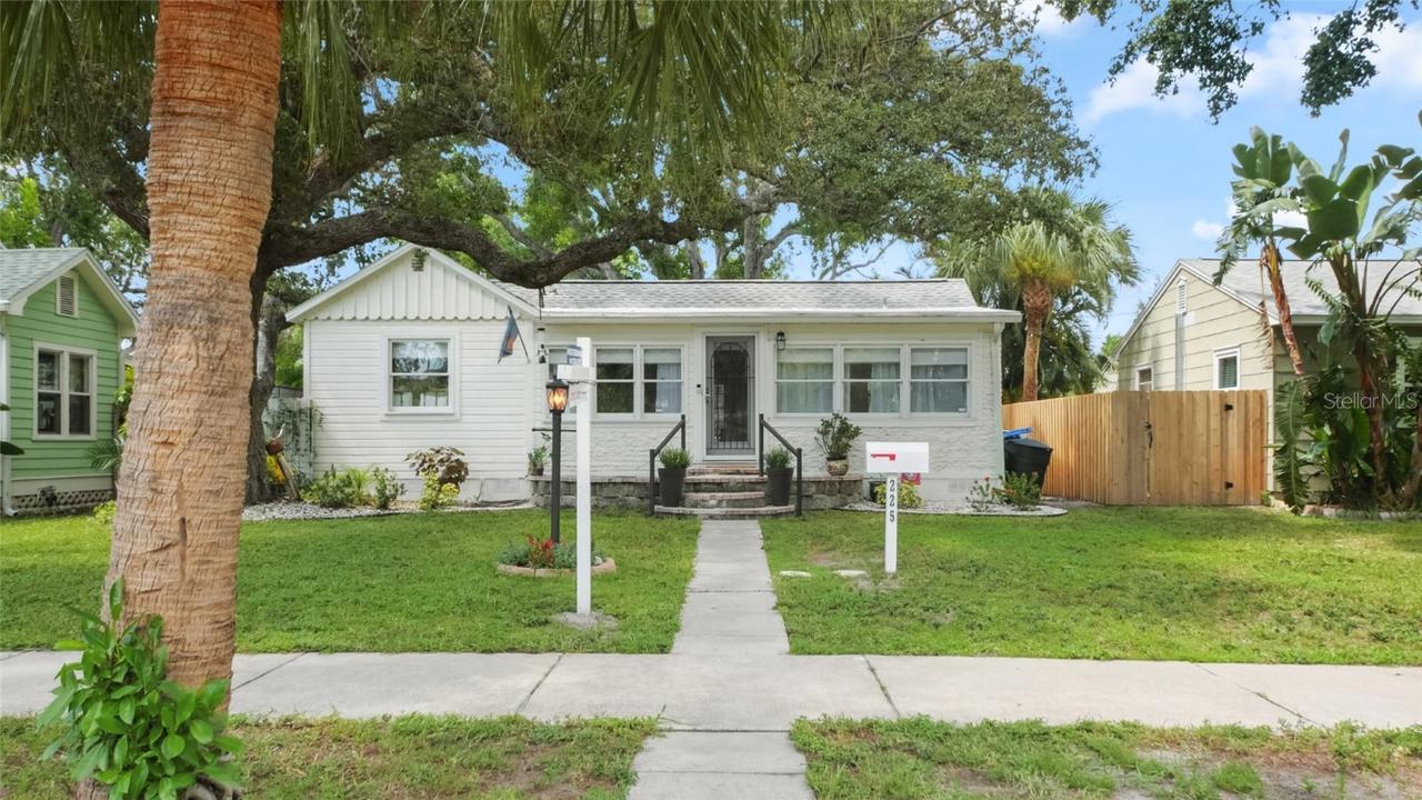 225 16th Ave., St Petersburg, FL 33701