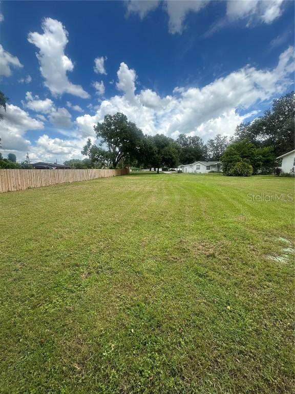 224 Old Mulrennan Rd., Valrico, FL 33594